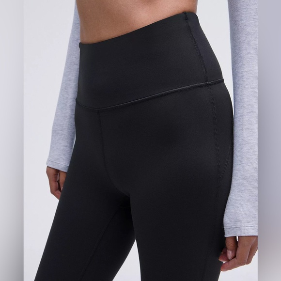 Lululemon Groove Nulu Super-High-Rise Flared Pant Regular Length, Black, Size 4 - Picture 4 of 6